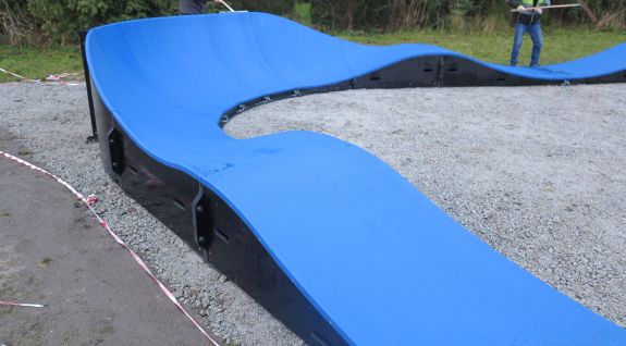 Modular pump track