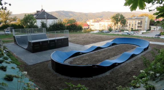 Mini ramp och modulär pumptrack i Sanok 