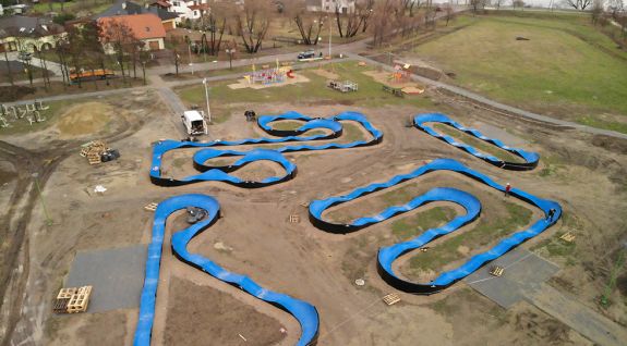 Composiet pumptrack